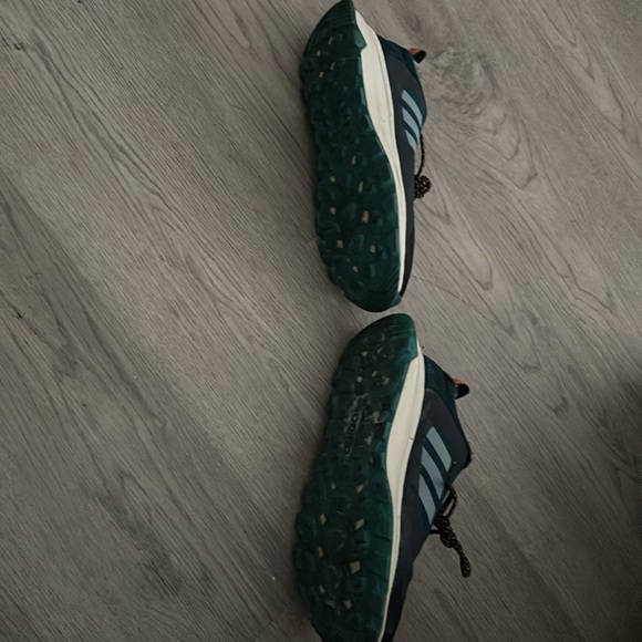 Adidas trail running shoes - Picture 4 of 4